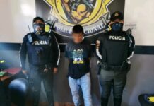 Dos presuntos microtraficantes fueron detenidos en el centro de Cuenca