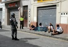 Policía de Azuay capturó a una banda que asaltó una panadería en Cuenca