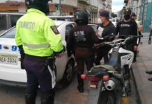 30 días de cárcel para insultar y hacer señal obscenas a un agente de la EMOV