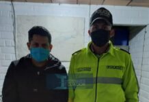 En Ricaurte dos agentes de tránsito fueron agredidos; hay un detenido