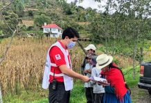 Ayuda humanitaria en las provincias de Azuay y Manabí