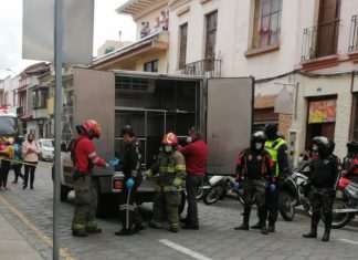Motociclista muere tras impactarse contra el tranvía